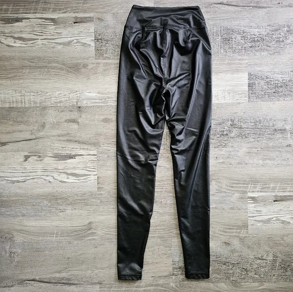 Aerie OFFLINE Black Real Luxe Faux Leather Leggings Size XS - Picture 5 of 9